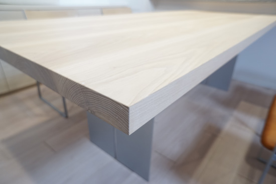 ダイニングテーブル　タモ