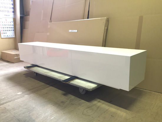 テレビボード　シンプル