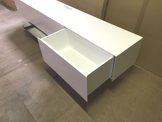 テレビボード　引き出し