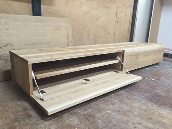 ローボード　シンプル