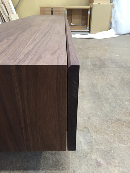 テレビボード　シンプルモダン