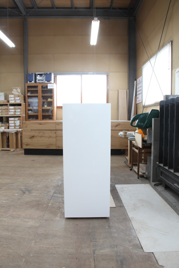 キャビネット　シンプル