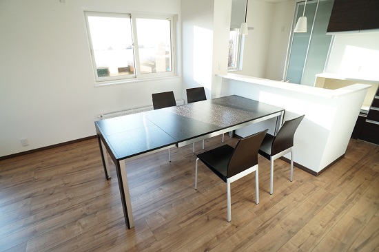 ダイニングテーブル　伸長